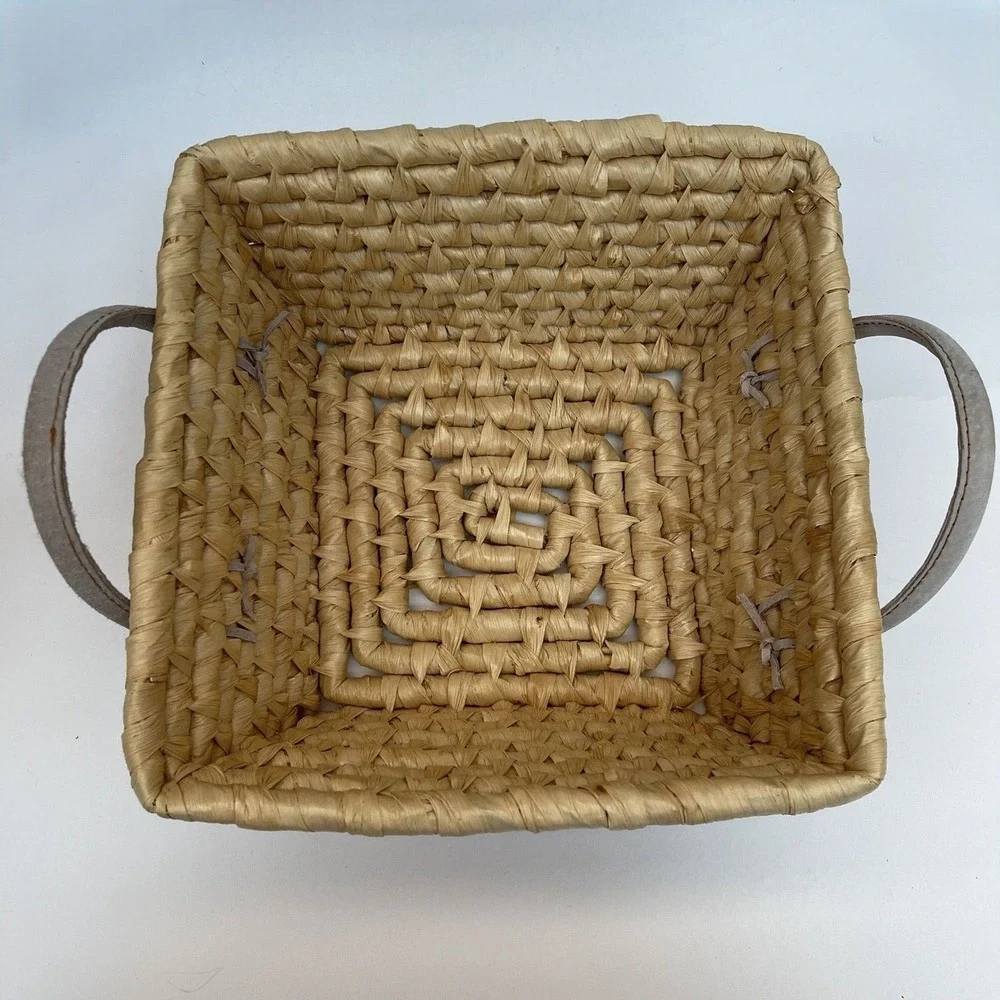 Natural Square Wicker Woven‎ Basket with Handles Leather 10